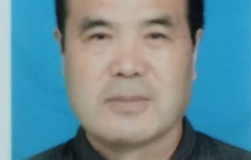 刘解军《新诗刊》（校园文学艺术社团栏目）主编