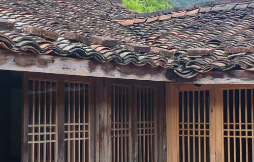 平田山居闲赋