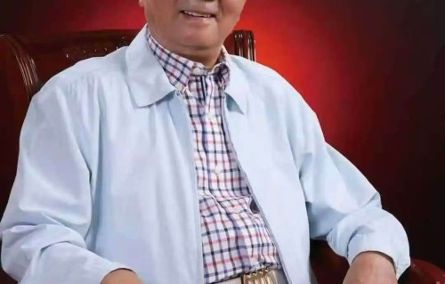 一盏不灭的灯    ——写在著名作家、诗人高占祥逝世三周年